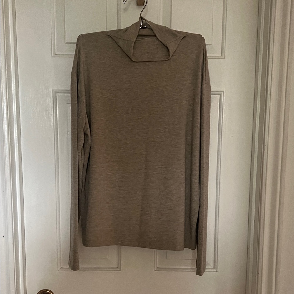 Wilfred Long Sleeve Top in Taupe